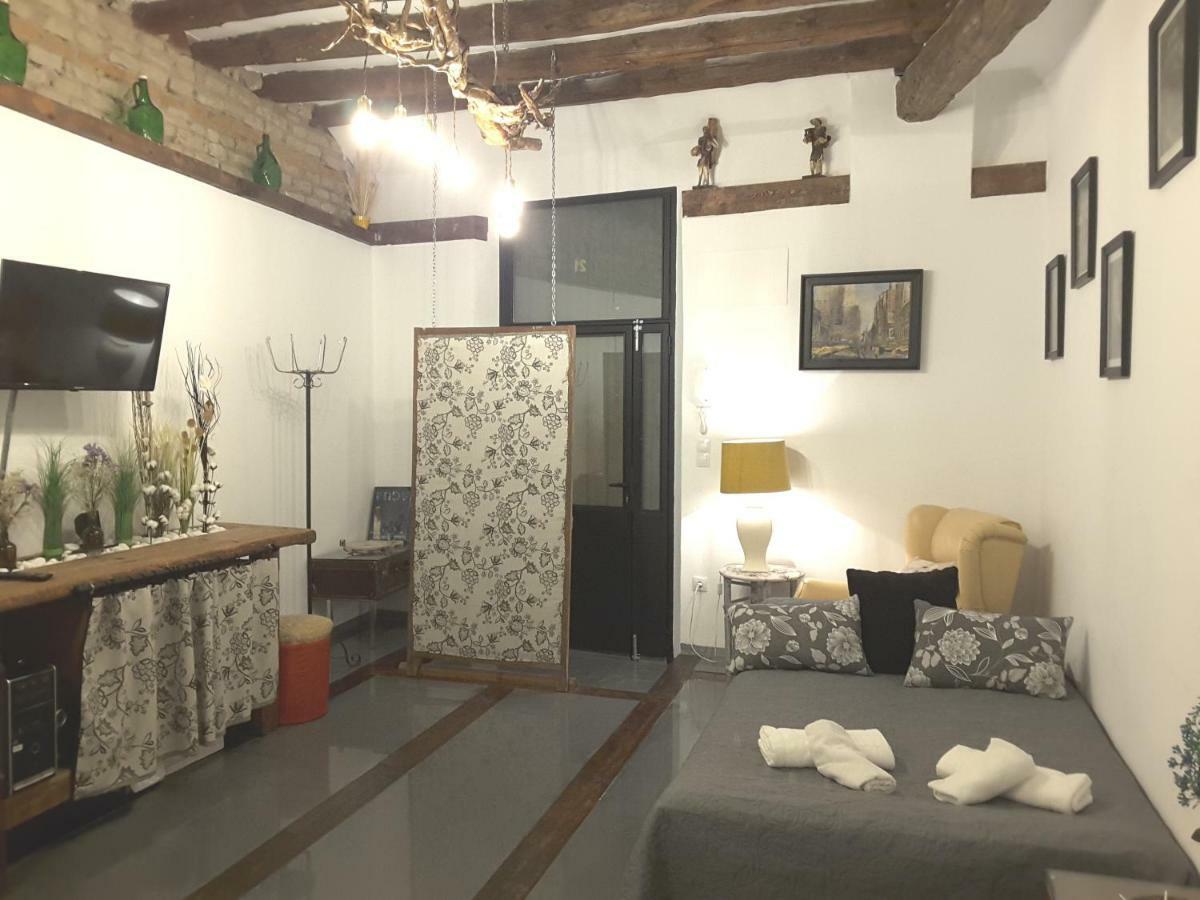 Nuevo! Puente De Piedra A 5'Del Pilar Apartamento Saragoça Exterior foto
